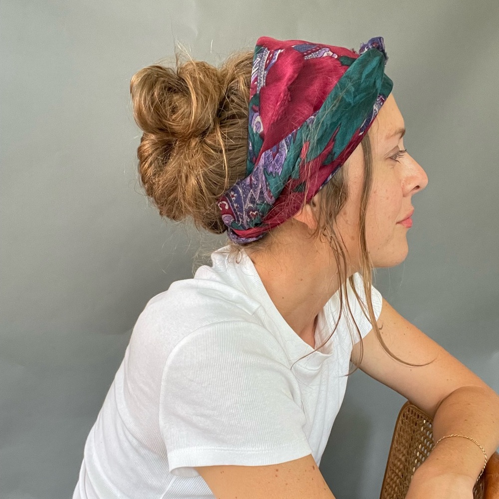 *1987* 100% wool scarf - used as boho headscarf
